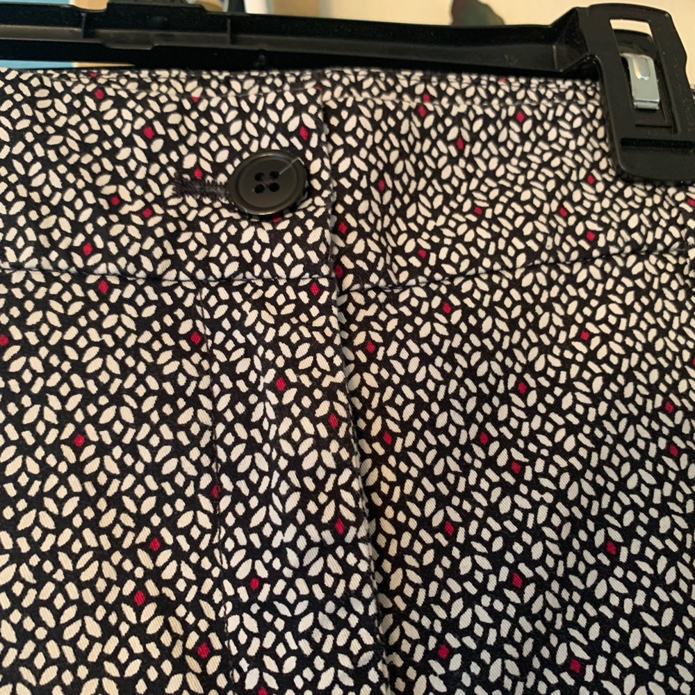 Ladies “Loft” Crop Slacks Size 10 - Picture 2 of 4